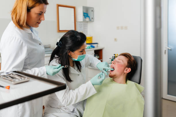 Best Cracked Tooth Emergency Dentist  in Lake Elmo, MN